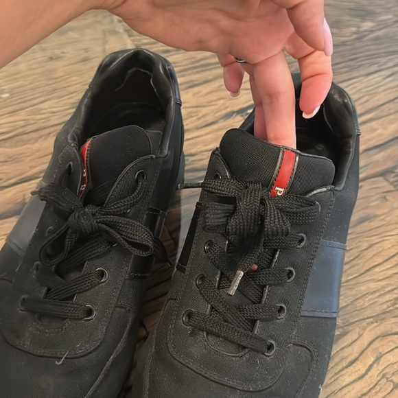 Prada men sneakers. Very good condition size 9 1/2 men’s - Picture 2 of 4